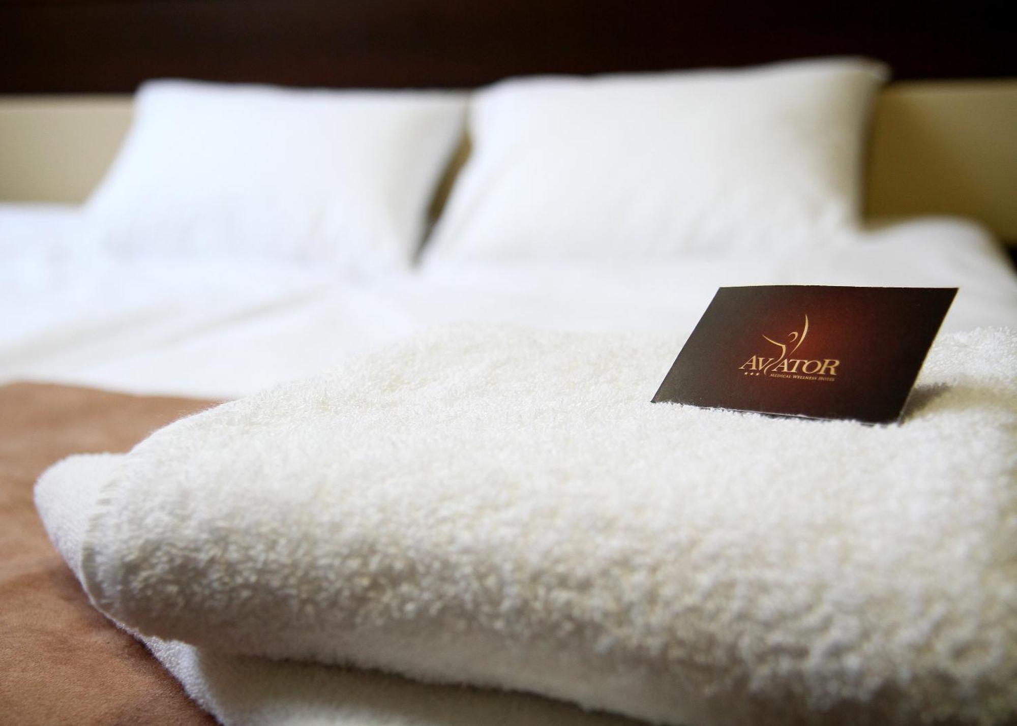 Hotel Aviator Kielce "Business Hotel Medical & Spa" Exterior foto