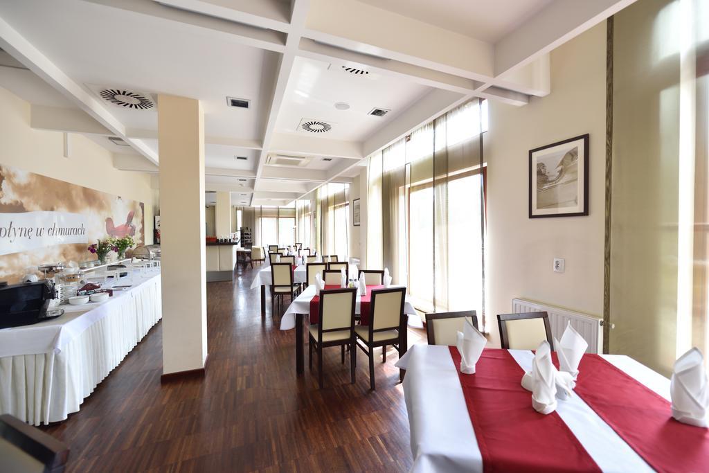 Hotel Aviator Kielce "Business Hotel Medical & Spa" Exterior foto